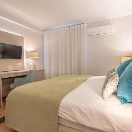 Ξενοδοχείο Jardim 3*